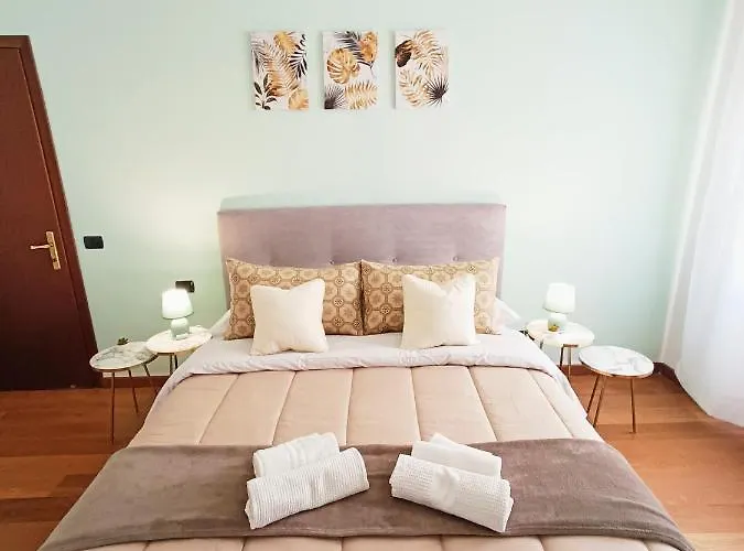 Apartament Roma! Colosseo 15 Min - Haydenhome Rzym